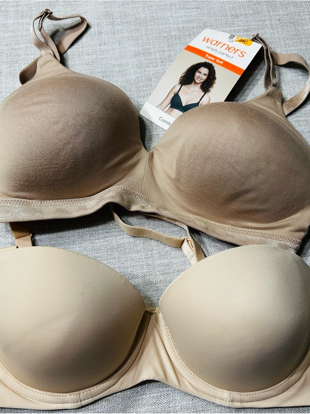 Warner's  Nude Tone Seamless T-Shirt Bra & Auden Bra